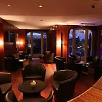Pozzo Di Borgo Hotel
