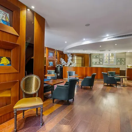 Hotell Pozzo Di Borgo Ajaccio (Corsica)
