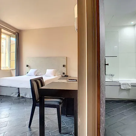 Pozzo Di Borgo 4*