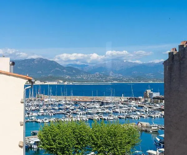 Hotell Pozzo Di Borgo 4*