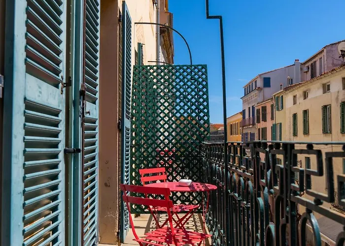 Hotell Pozzo Di Borgo