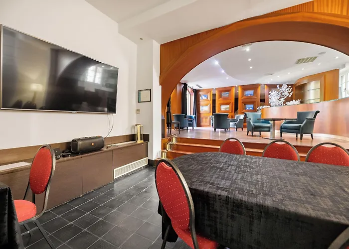 Hotell Pozzo Di Borgo