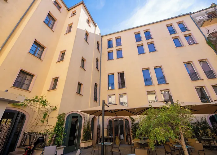 Pozzo Di Borgo Hotell