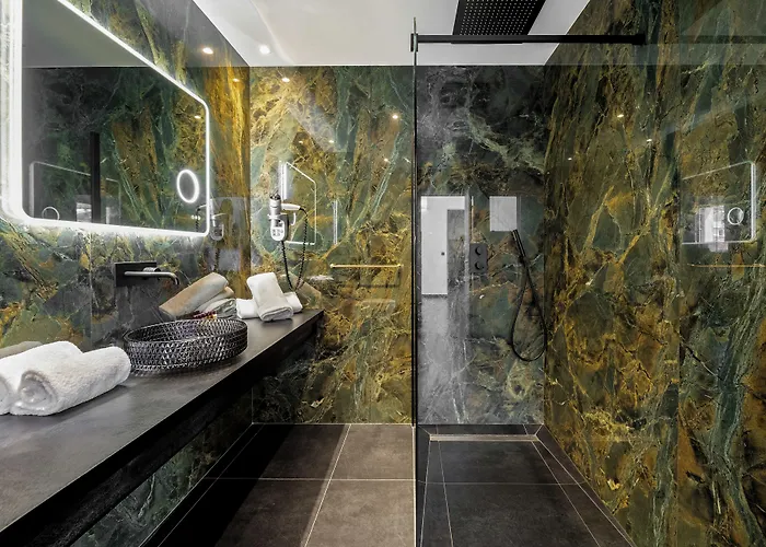 Pozzo Di Borgo Hotell