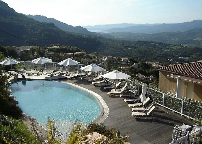 Pozzo Di Borgo Hotell