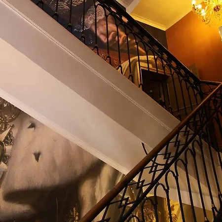 Pozzo Di Borgo Отель Аяччо