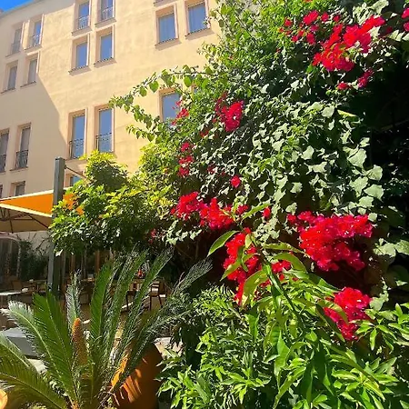 Hotel Pozzo Di Borgo Ajaccio (Corsica)
