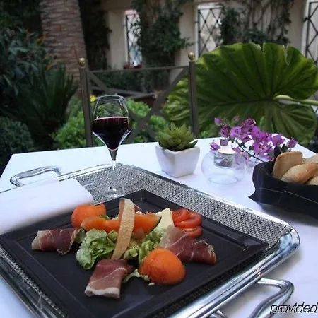 Hotell Pozzo Di Borgo Ajaccio (Corsica)