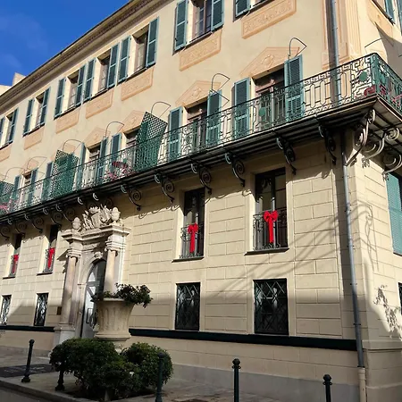 Pozzo Di Borgo Hotel