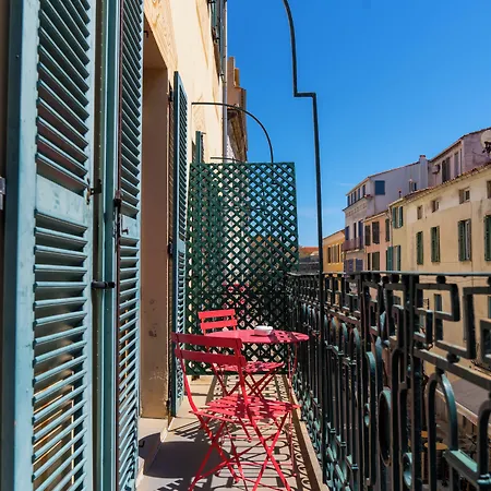 Pozzo Di Borgo Отель