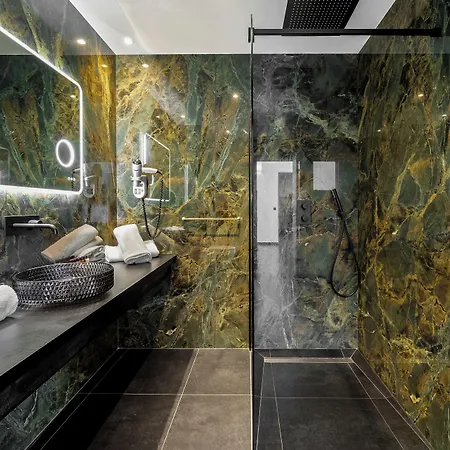 Pozzo Di Borgo فندق