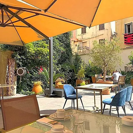 Pozzo Di Borgo 4*