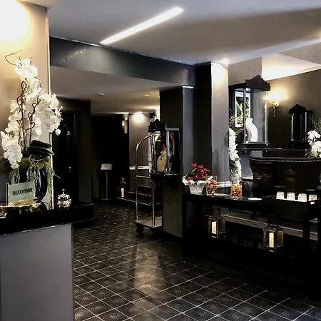 Pozzo Di Borgo 4*