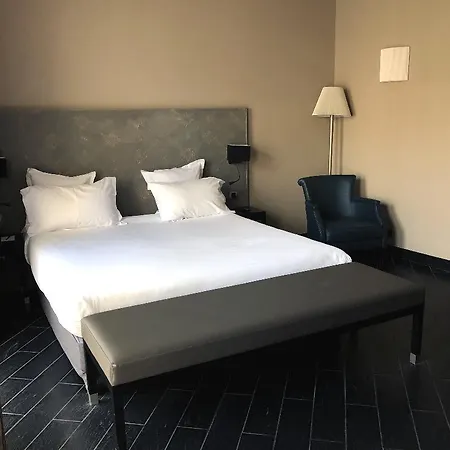 Pozzo Di Borgo 4* أجاكسيو