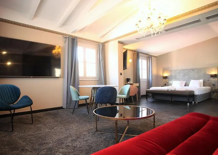 Pozzo Di Borgo 4*