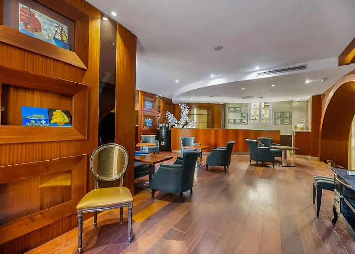 Hotel Pozzo Di Borgo Ajaccio (Corsica)