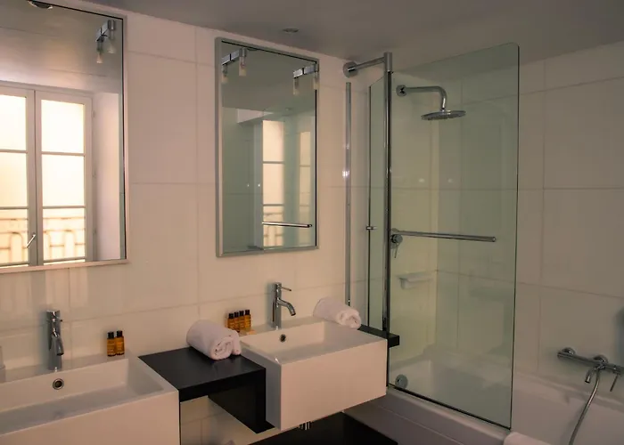 Hotel Pozzo Di Borgo 4*